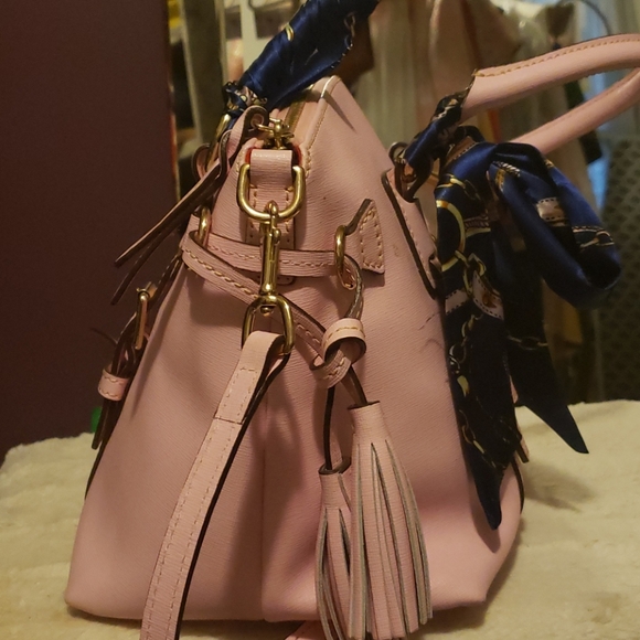 Dooney & Bourke - Picture 4 of 13